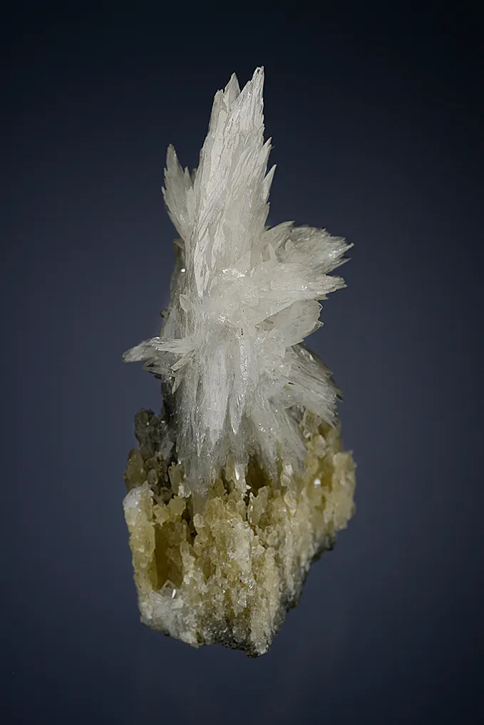 Colemanite on Calcite - image 4