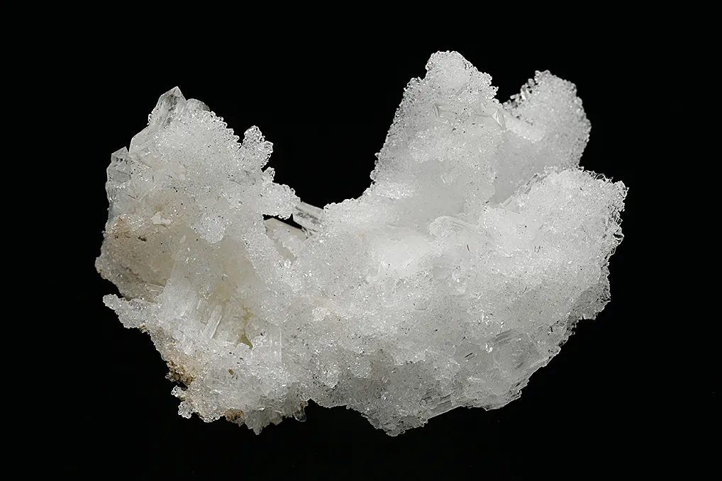 Colemanite on MEYERHOFFERITE - image 3