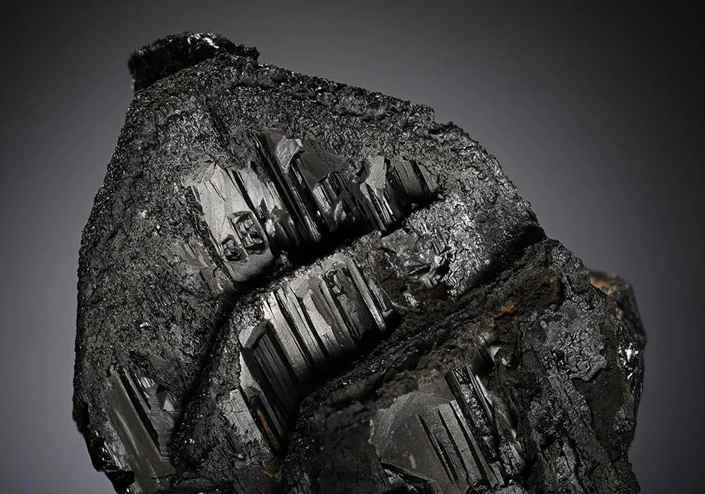 Columbite (Mn) image