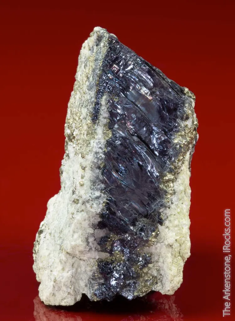 Colusite with Covellite image