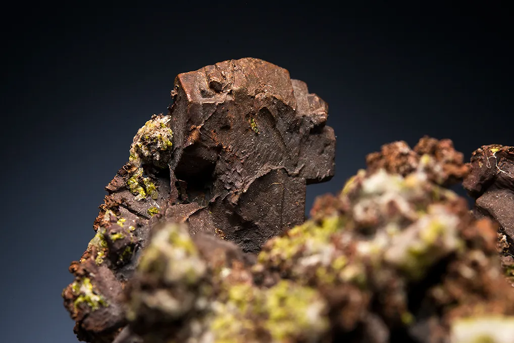 Copper after Heulandite? with Epidote - image 3