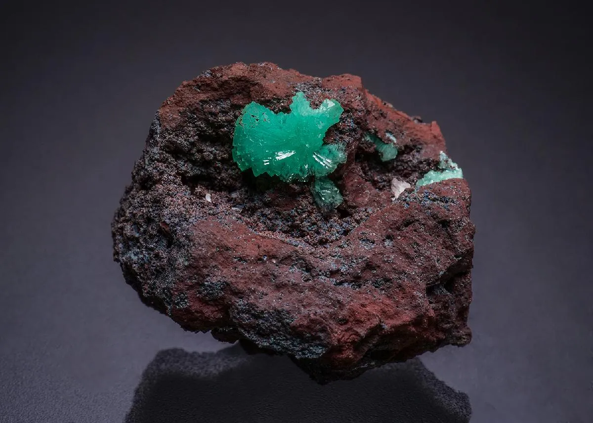 Copper-bearing Adamite - image 1