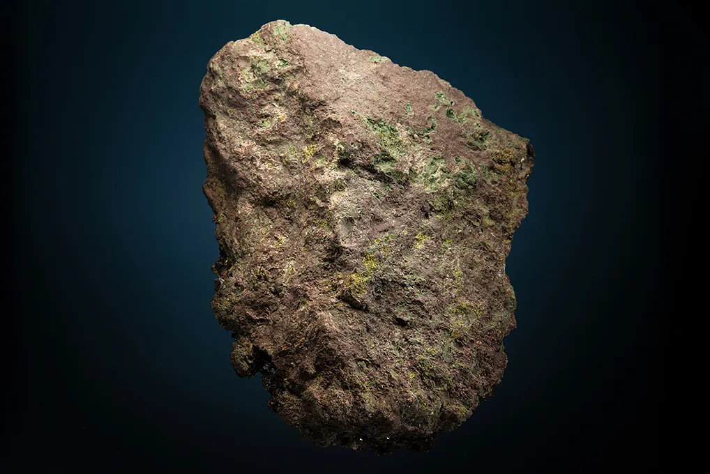 Copper in Calcite on Epidote - image 3
