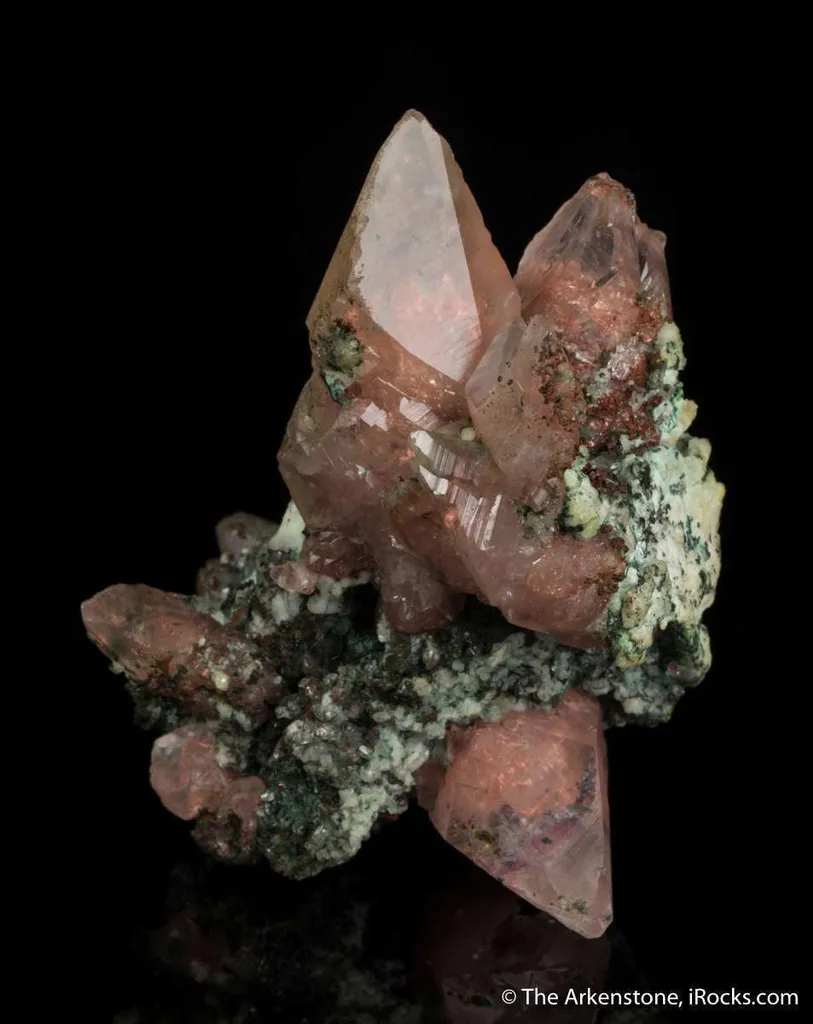 Copper included in Calcite - image 5