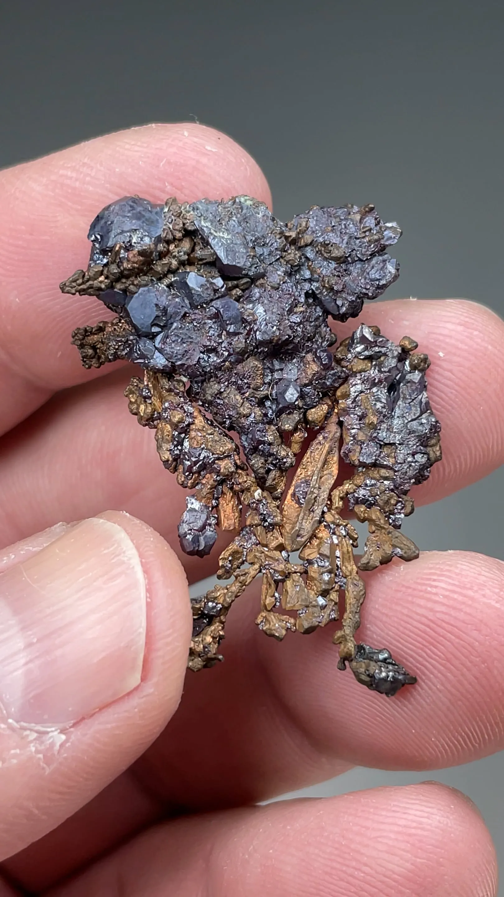 Copper with Cuprite - image 2