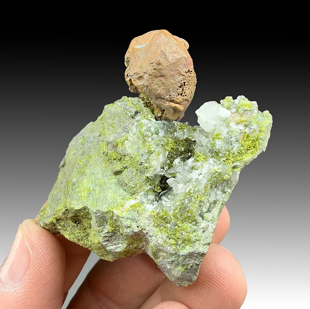 Copper with Epidote