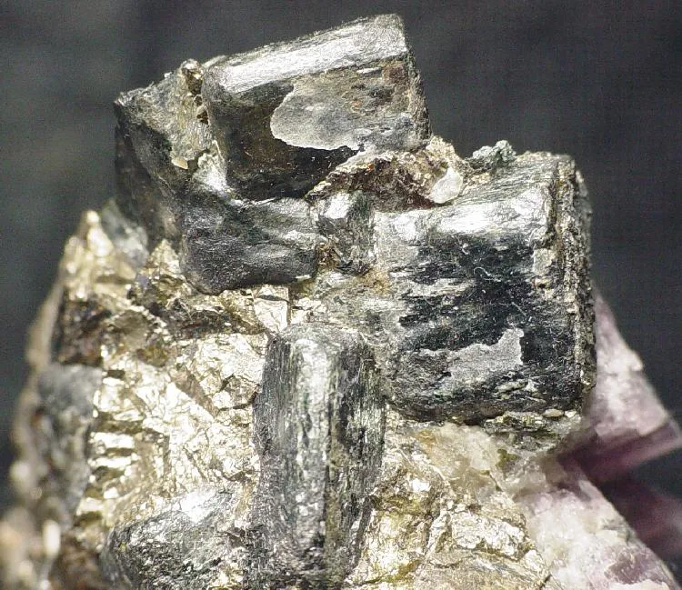 Cordierite, Anhydrite, Chalcopyrite image