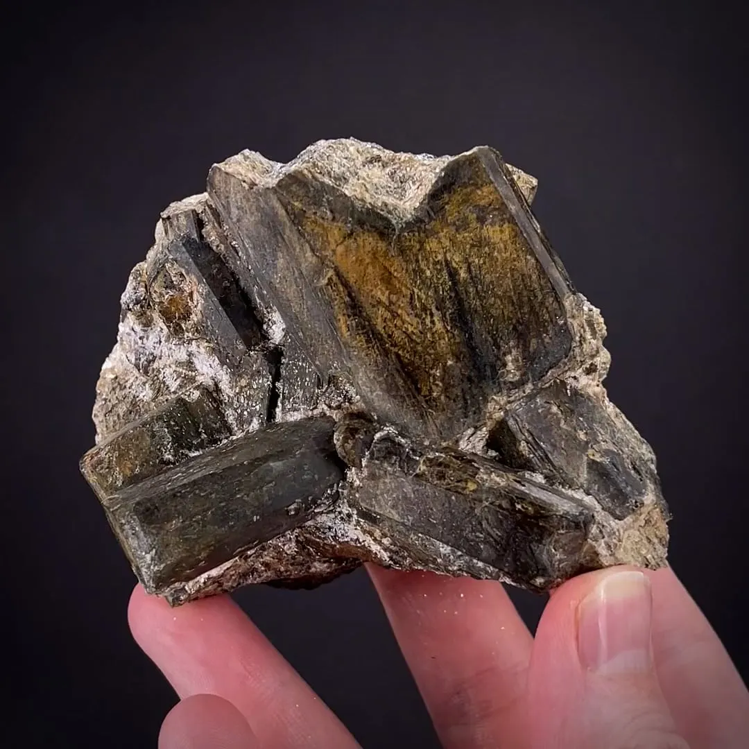 Cordierite with Muscovite - image 2