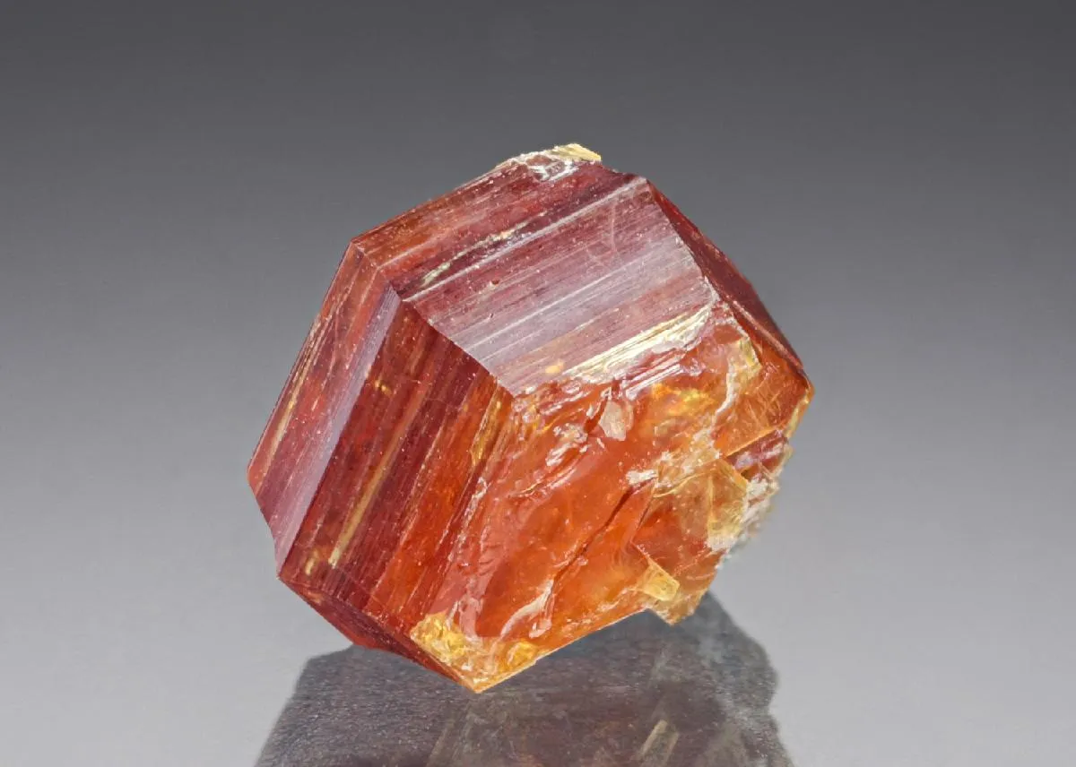 Cordylite-(Ce) - image 1