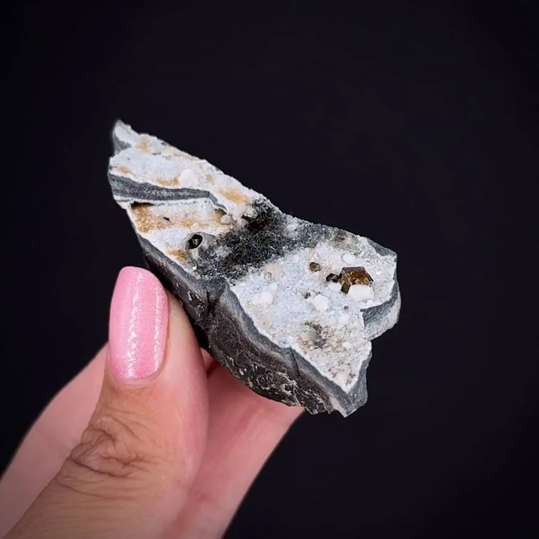 Cordylite-(Ce) with Albite, Aegirine - image 2