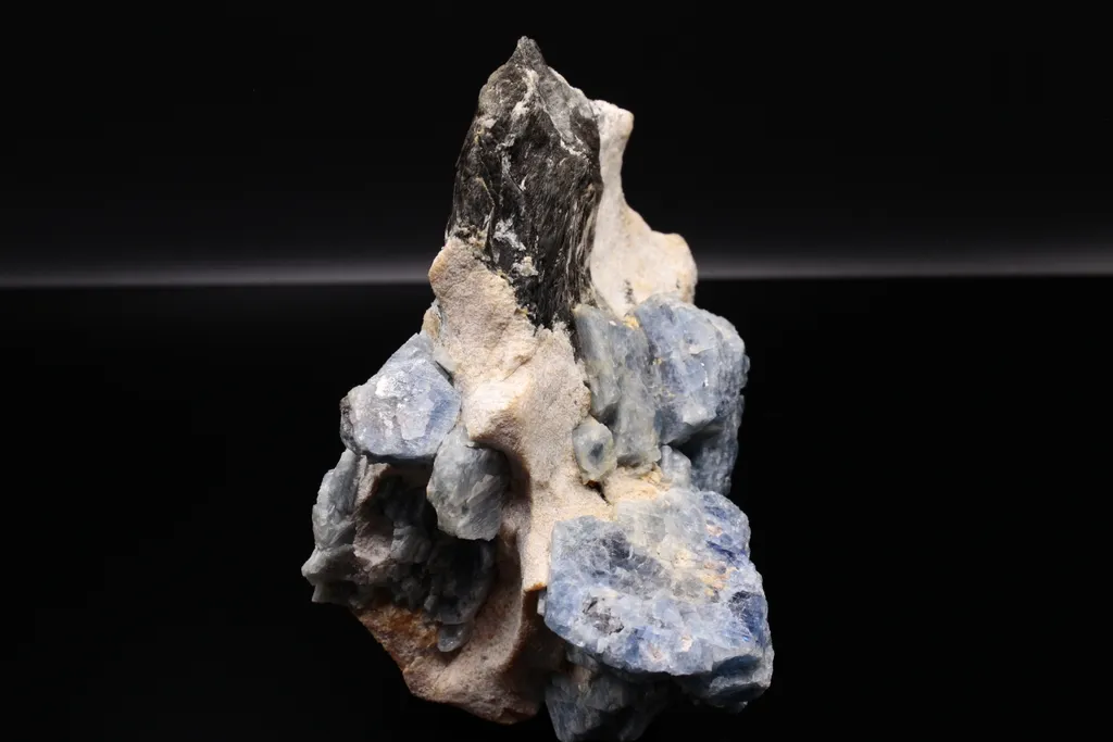 Corrundum and Biotite image