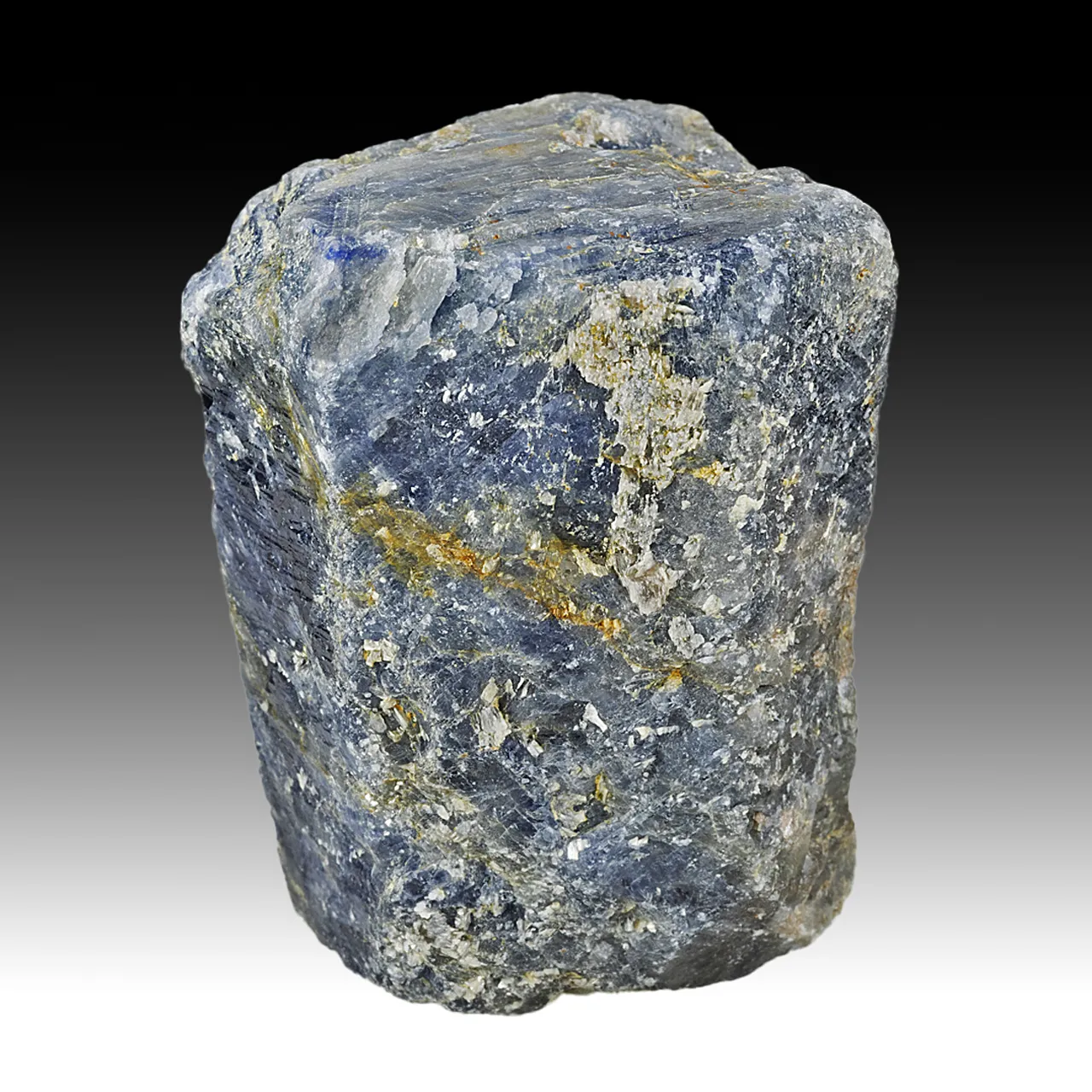 Corundum - image 1