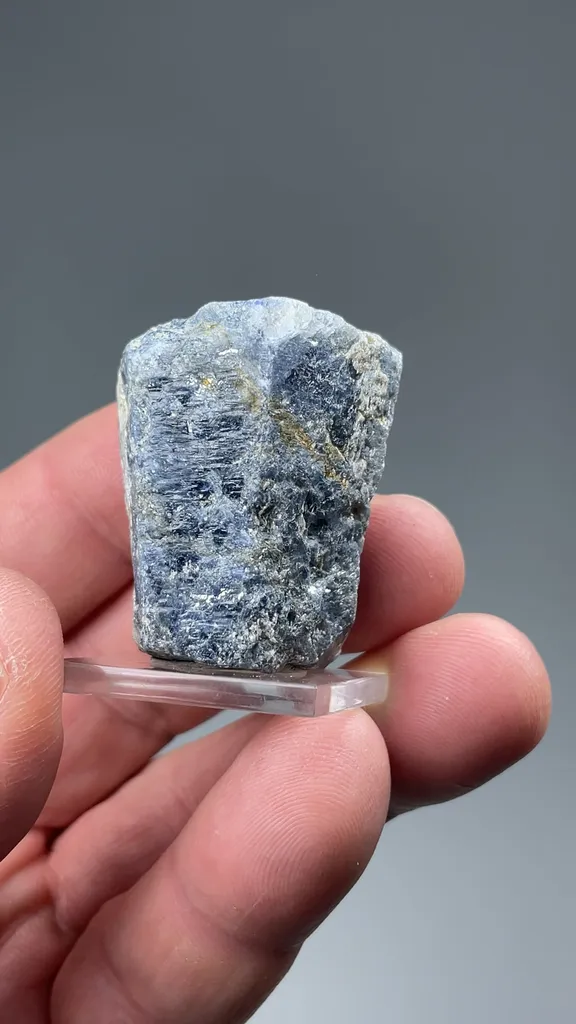 Corundum - image 2