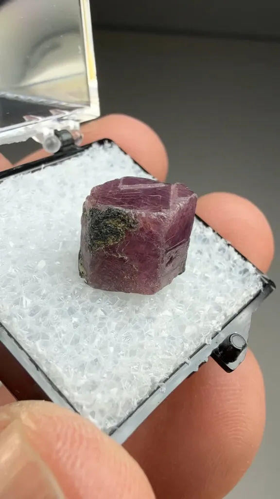 Corundum - image 2