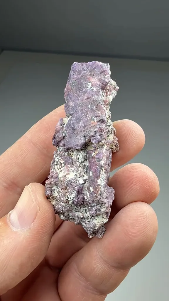 Corundum - image 2