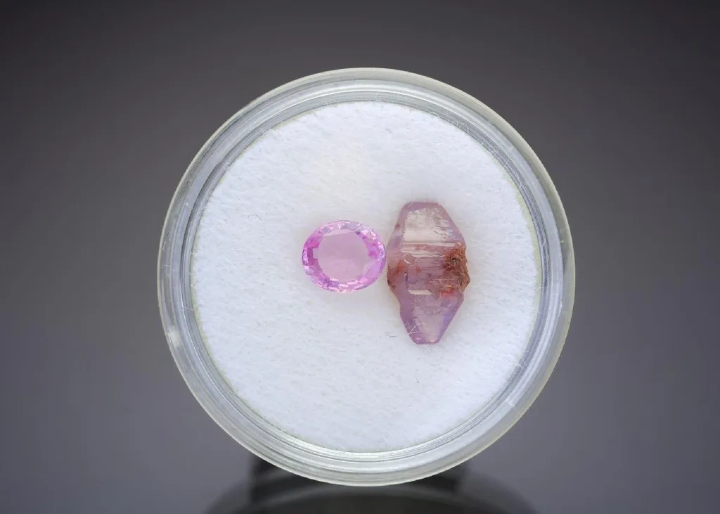 Corundum image