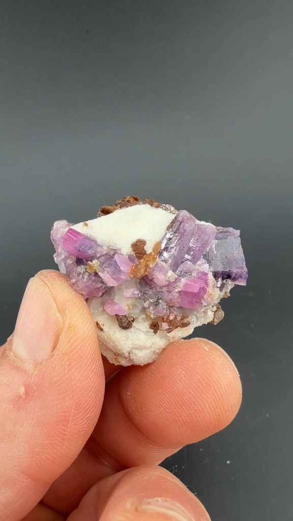 Corundum - image 2