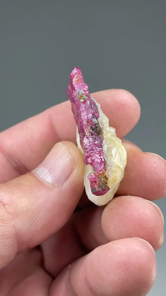 Corundum - image 2