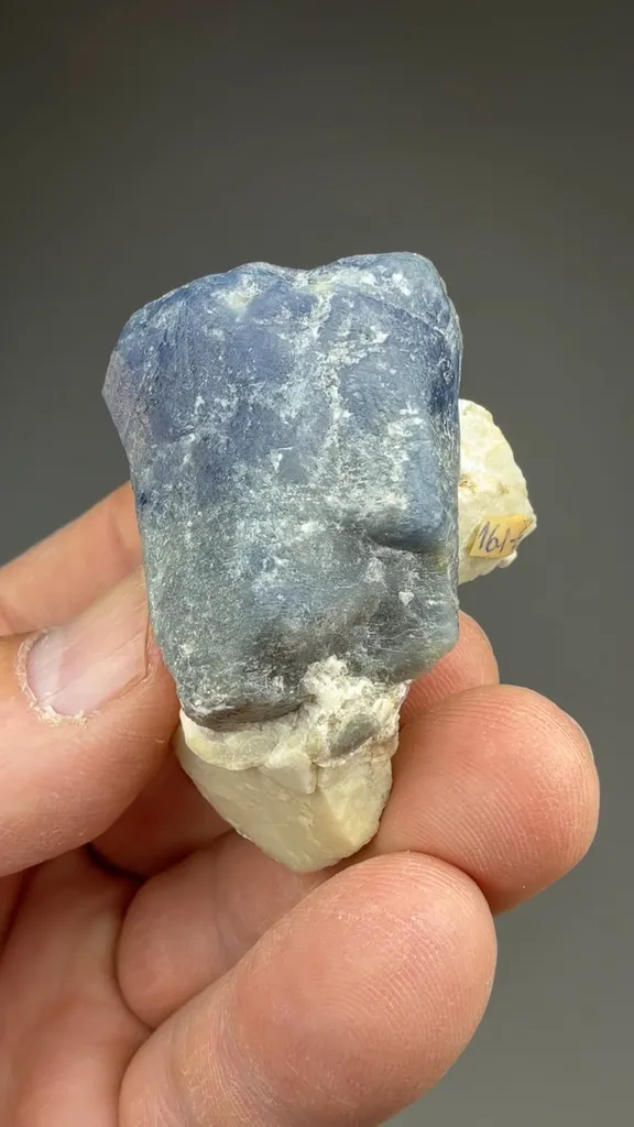 Corundum - image 2
