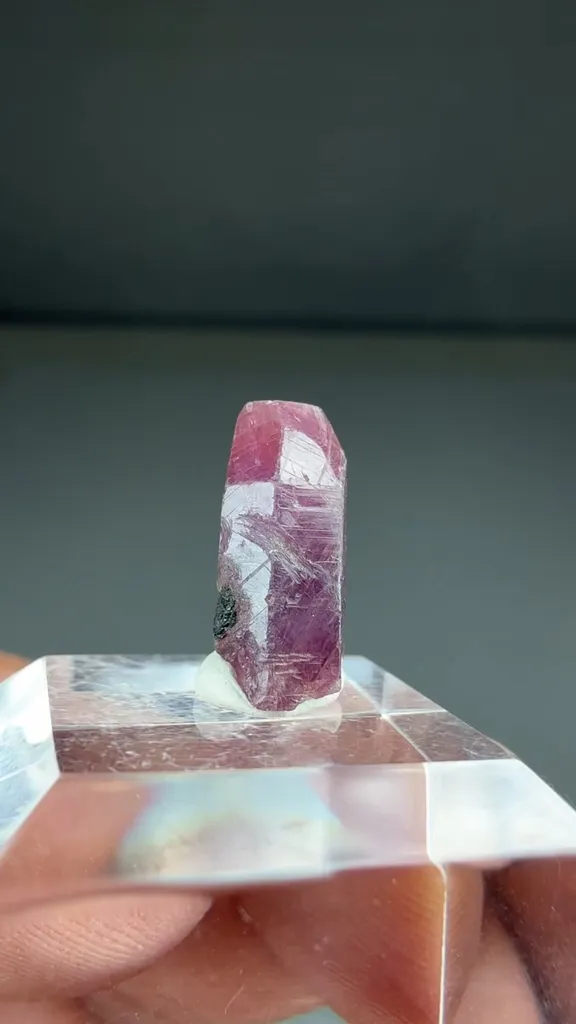 Corundum - image 2