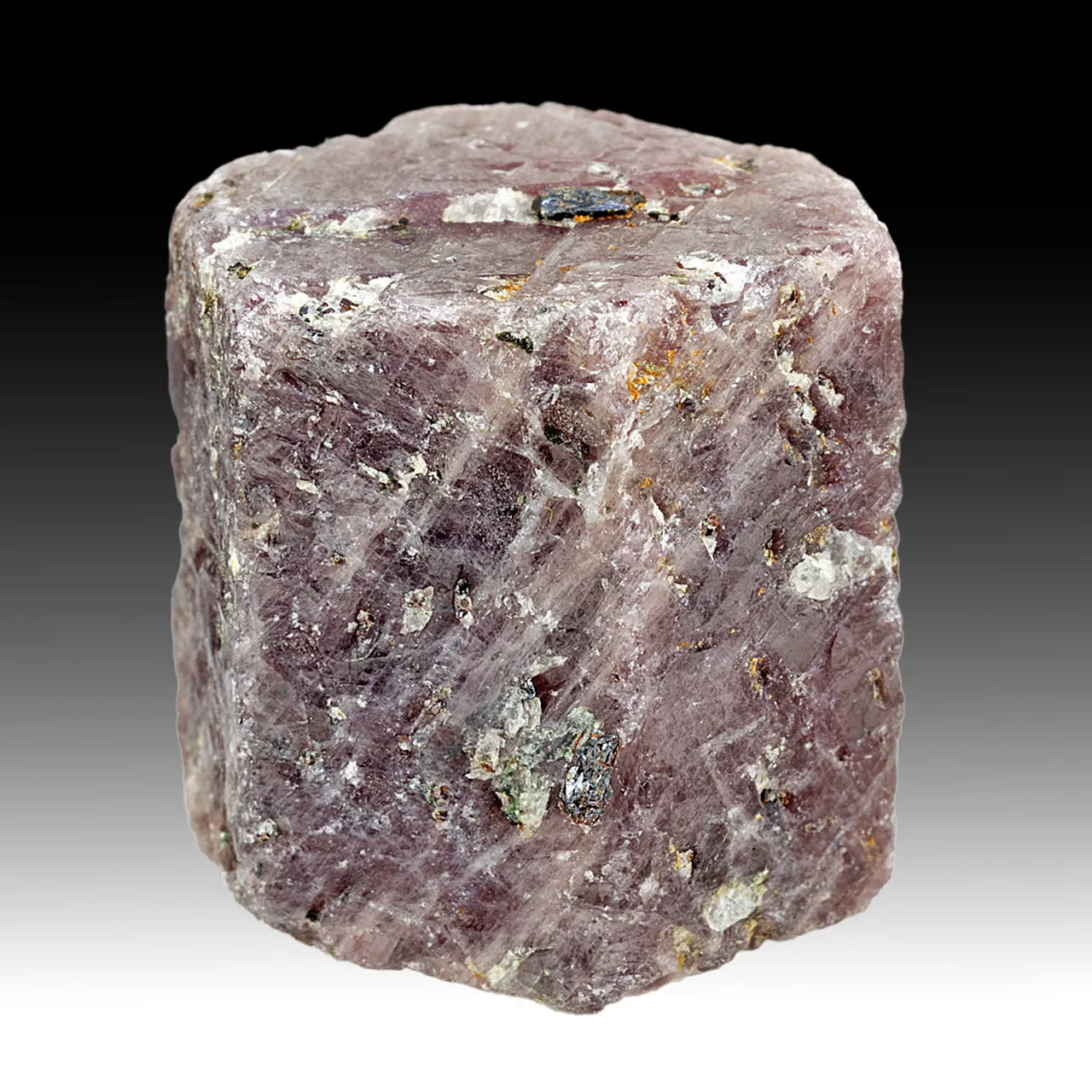 Corundum - image 1