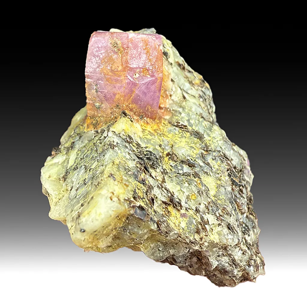 Corundum image