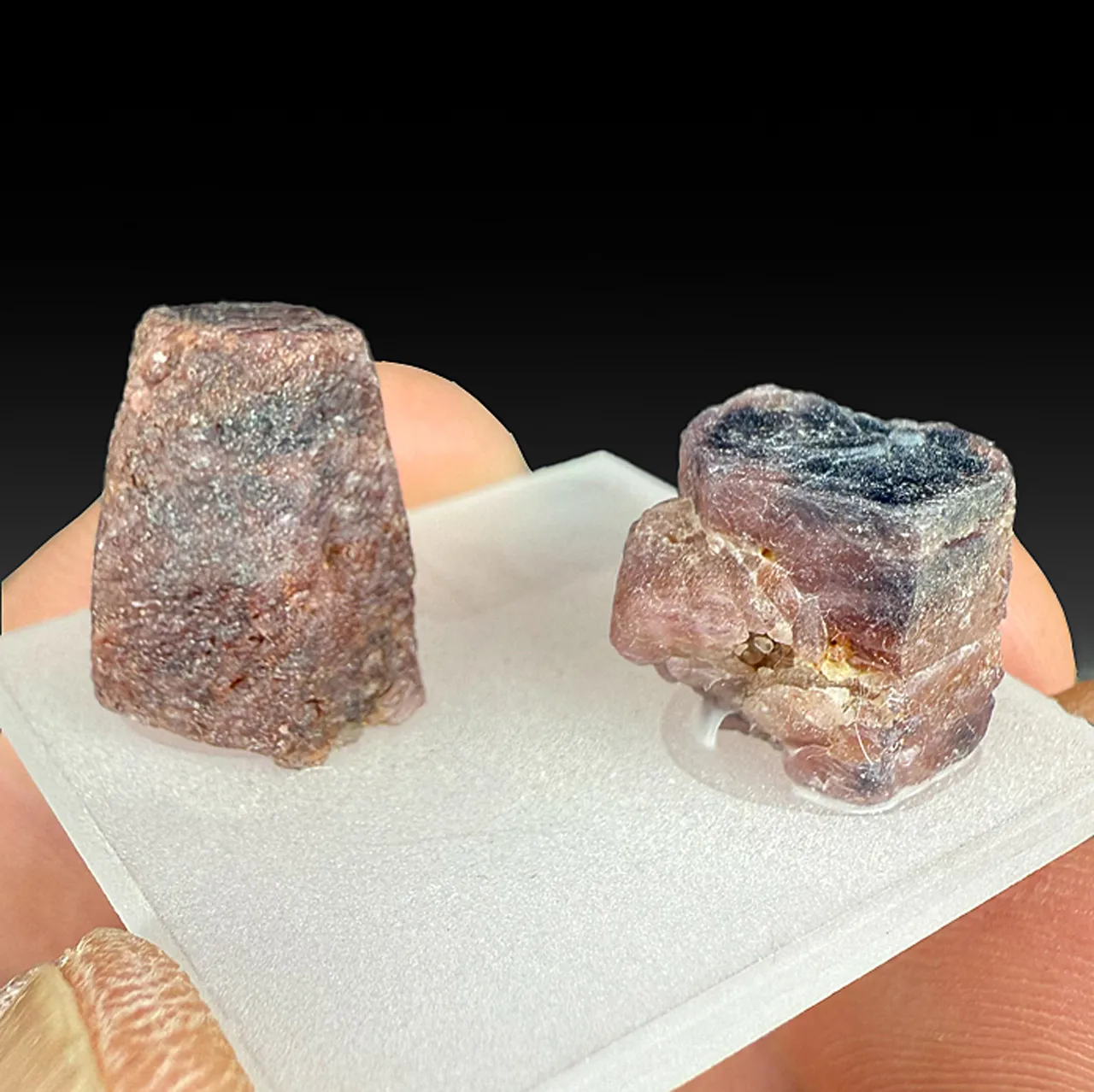 Corundum (set of 2) - image 1