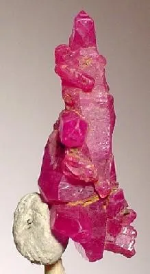 Corundum (Var: Ruby) - image 2