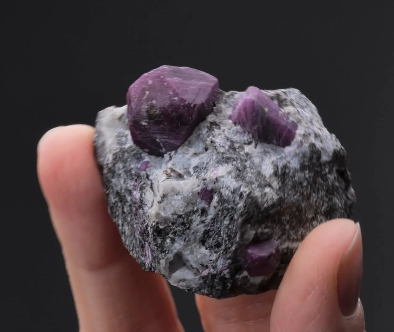 Corundum var. Ruby - image 2