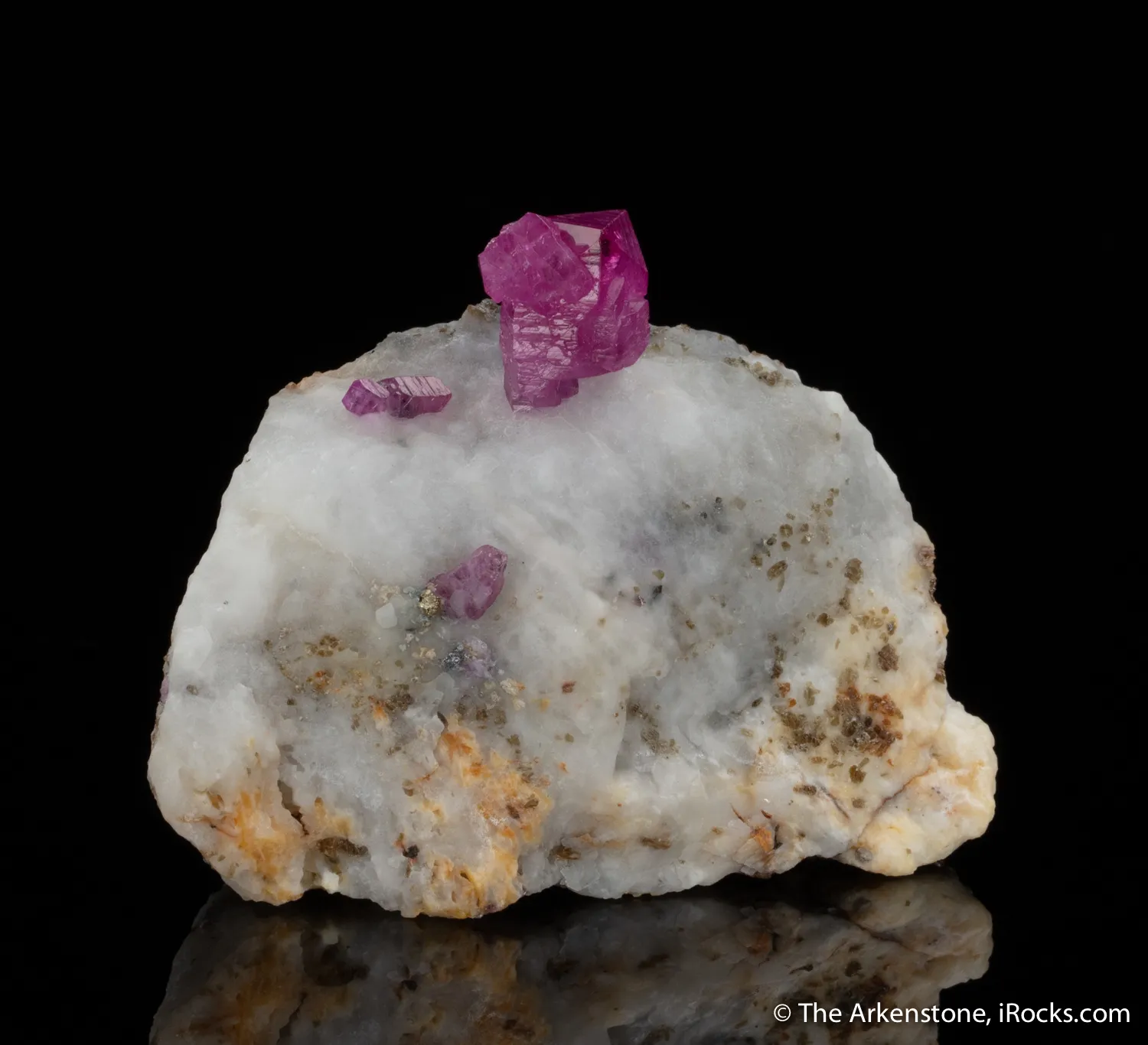 Corundum var. Ruby - image 3
