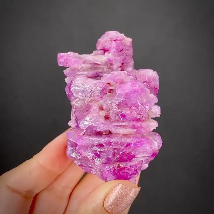 Corundum var. Ruby - image 2