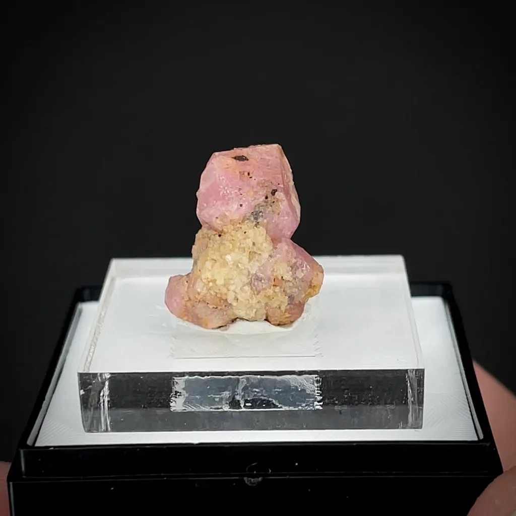 Corundum var. Ruby - image 2