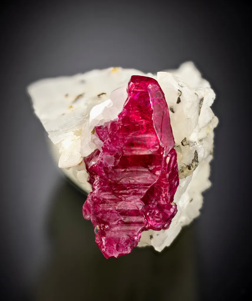 Corundum var. Ruby - image 5