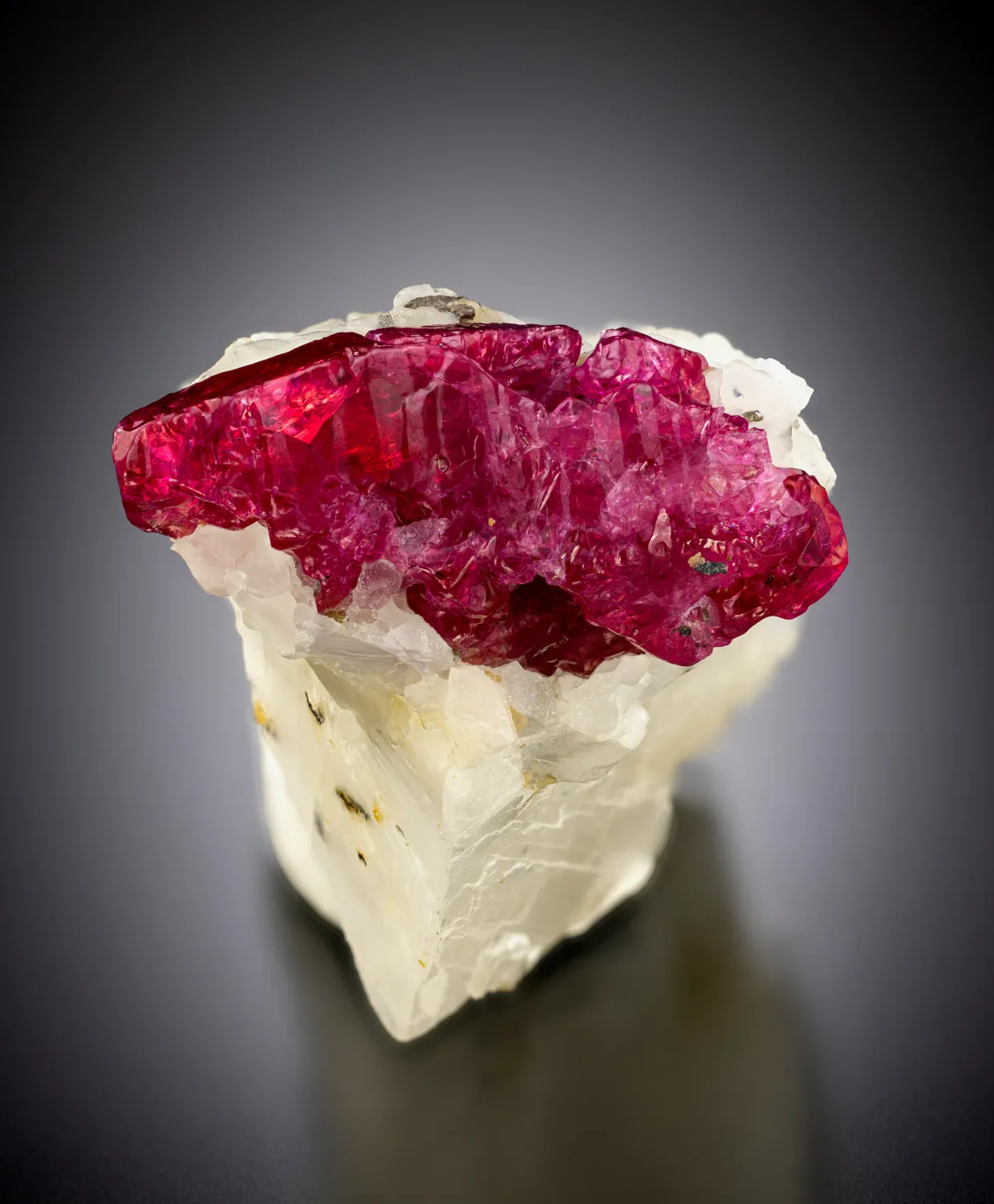 Corundum var. Ruby - image 6