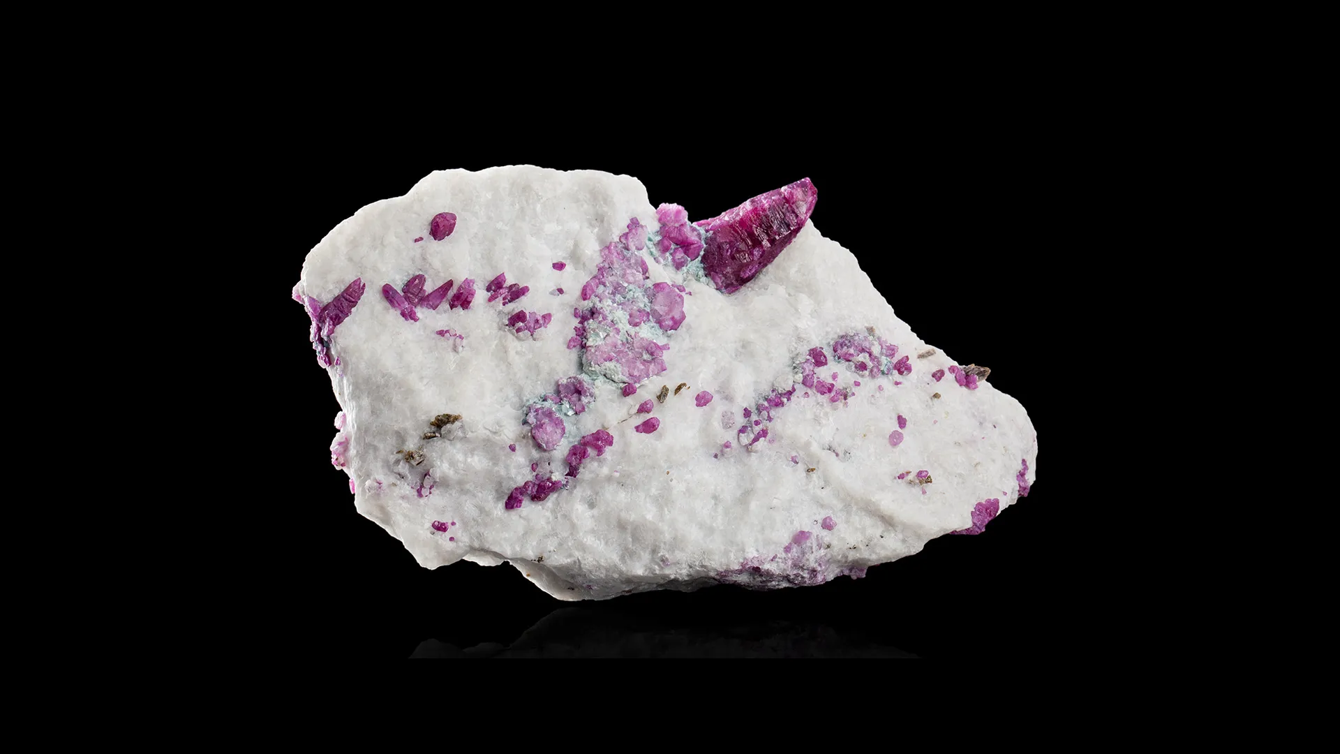 Corundum (var. Ruby) - image 1