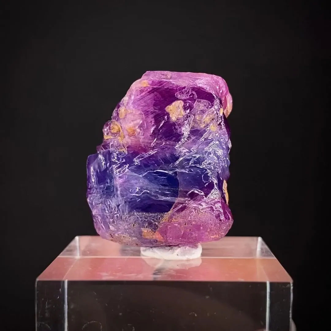 Corundum var. Ruby - image 1