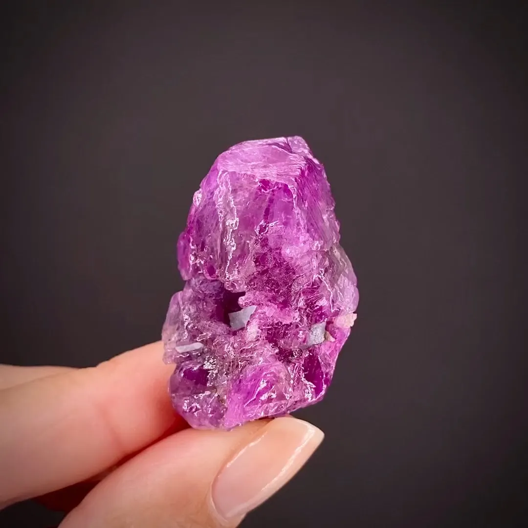 Corundum var. Ruby - image 1