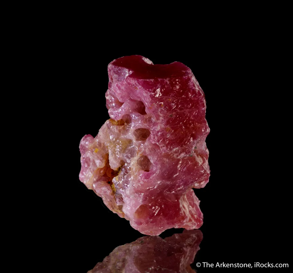 Corundum var. Ruby - image 4
