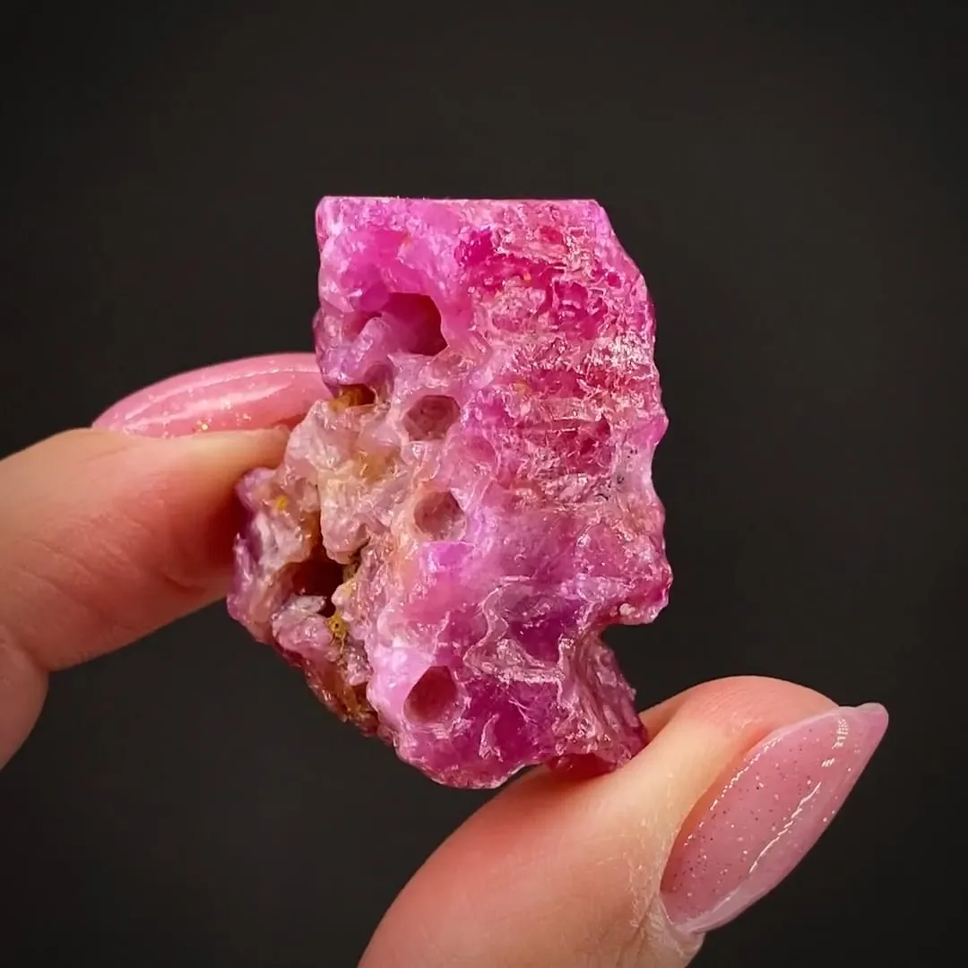 Corundum var. Ruby - image 2