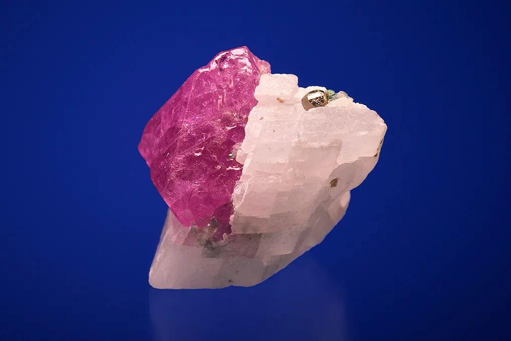 Corundum var. Ruby - image 4