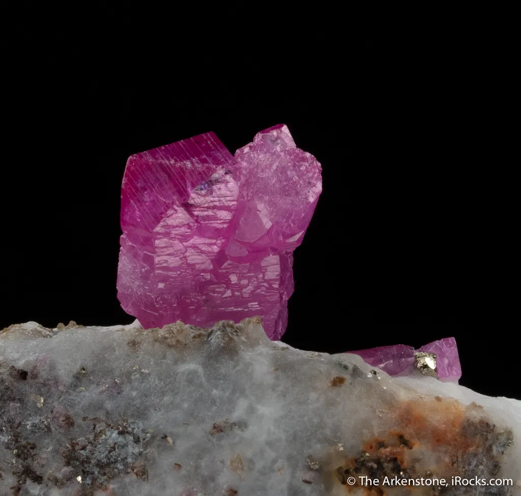 Corundum var. Ruby - image 4