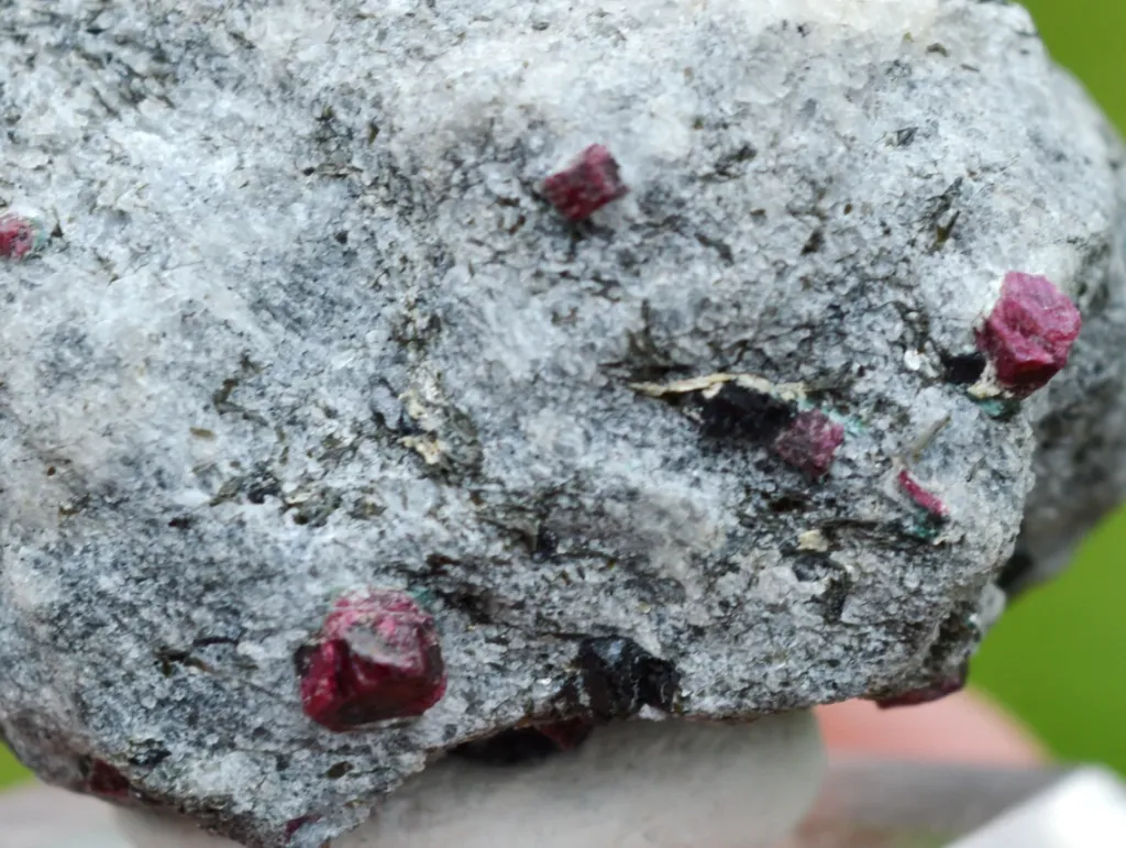 Corundum var. Ruby & ferroan Phlogopite 107 grams - Rai-Iz Ophiolite Massif, Russia - image 7