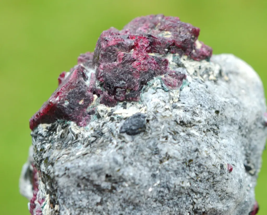 Corundum var. Ruby & ferroan Phlogopite 107 grams - Rai-Iz Ophiolite Massif, Russia - image 6