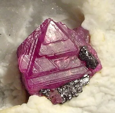Corundum (Var: Ruby), Scapolite - image 2