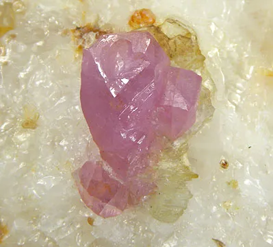 Corundum (Var: Sapphire) - image 2