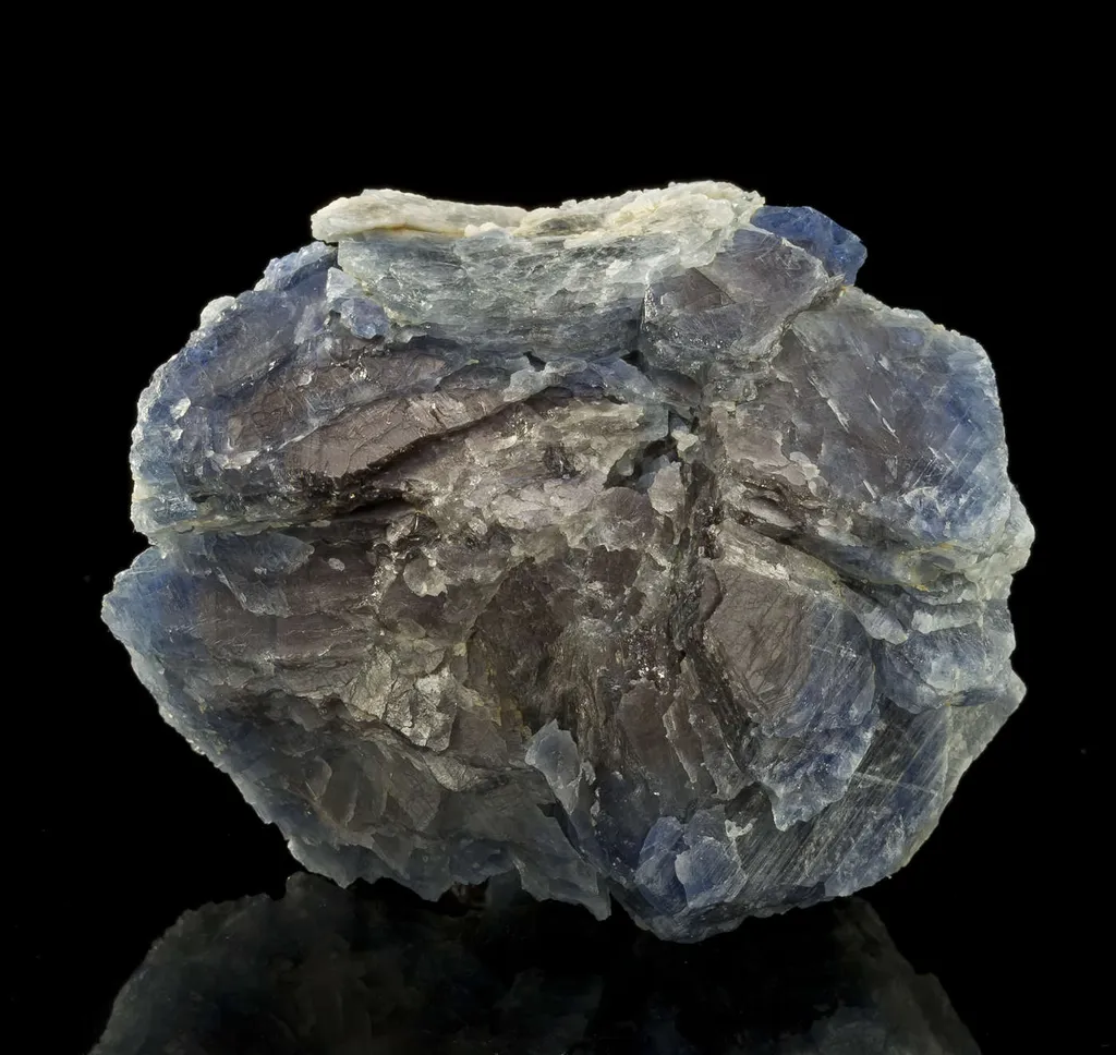Corundum Var. Sapphire - image 3
