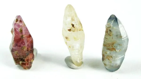 Corundum (Var: Sapphire) image
