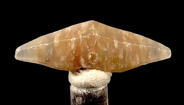 Corundum (Var: Sapphire) image