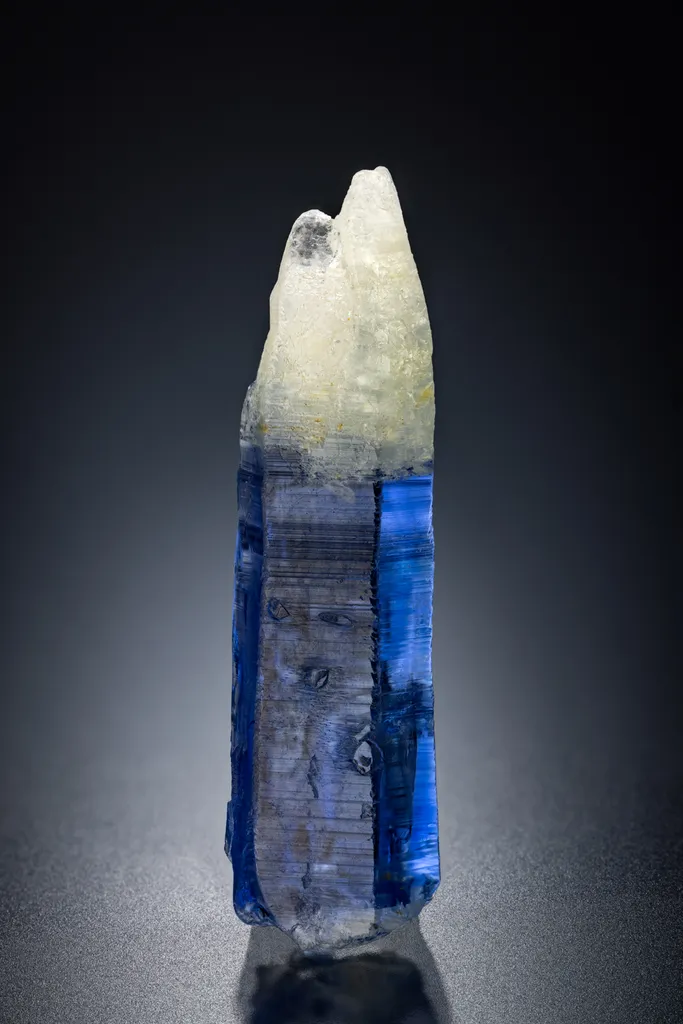 Corundum var. Sapphire image