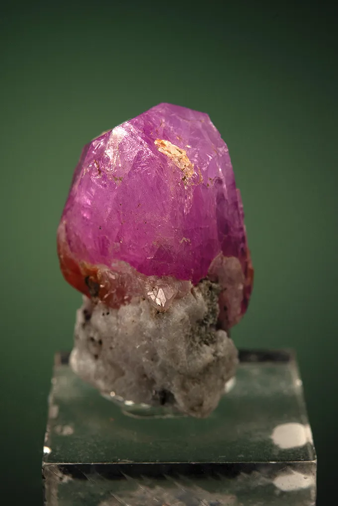Corundum var. Sapphire - image 4